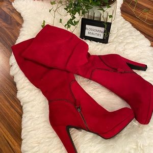 Women Knee Length 👢 Boots..